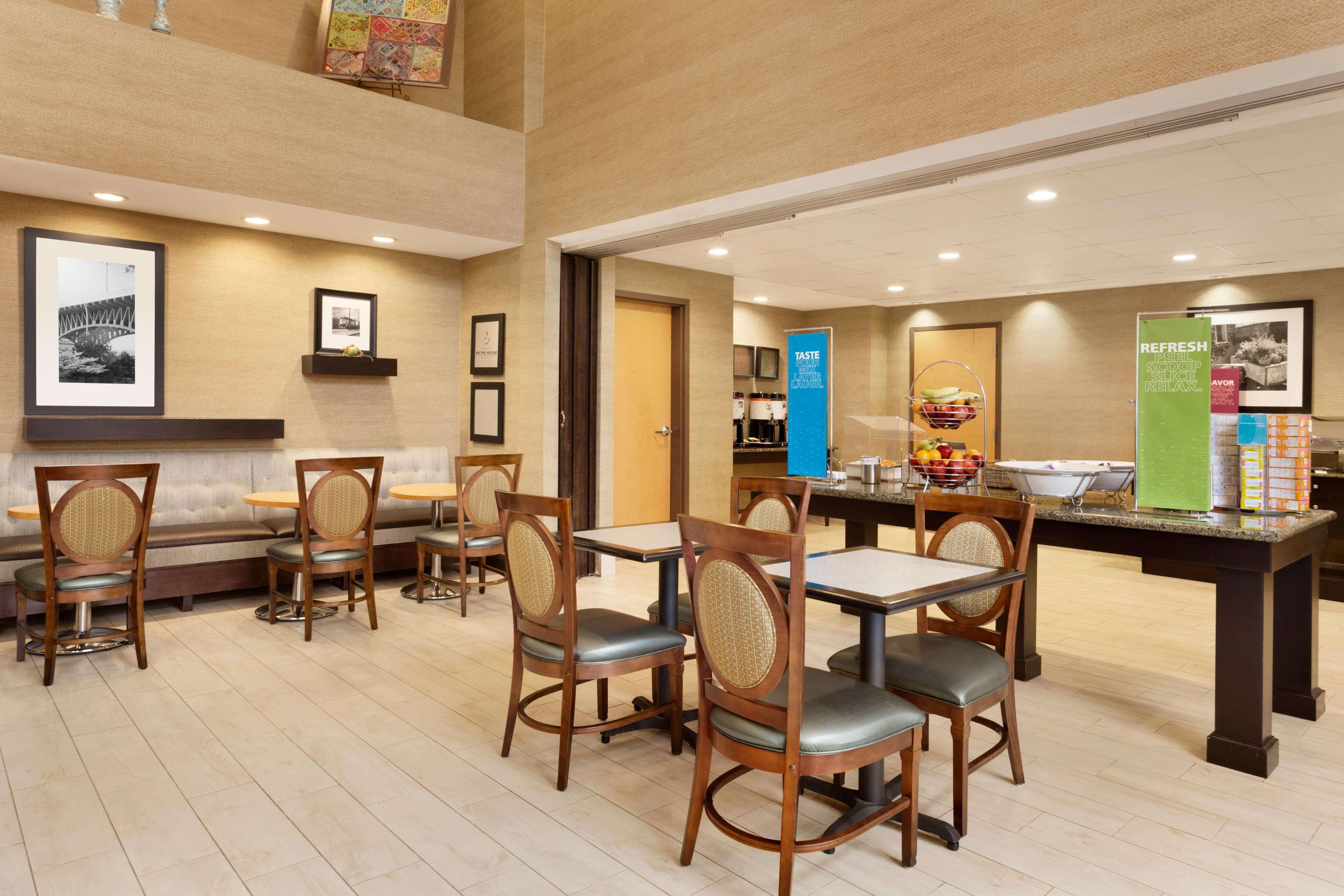 Hampton Inn & Suites Birmingham Airport Area Irondale Ngoại thất bức ảnh
