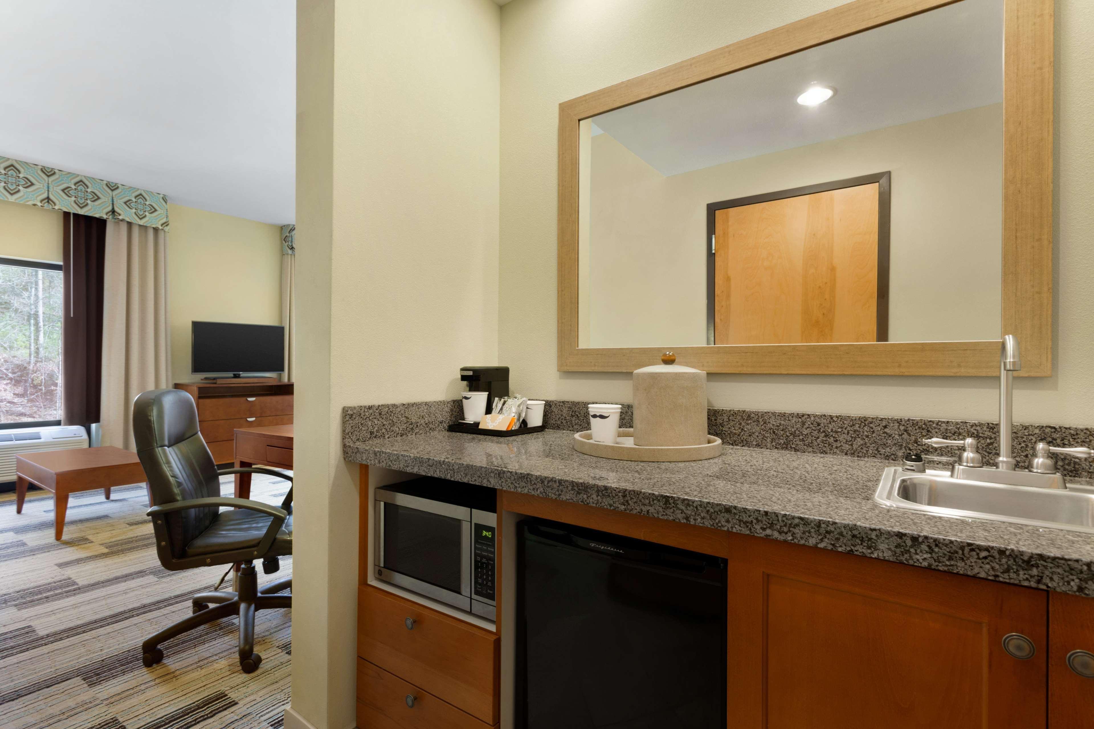 Hampton Inn & Suites Birmingham Airport Area Irondale Ngoại thất bức ảnh