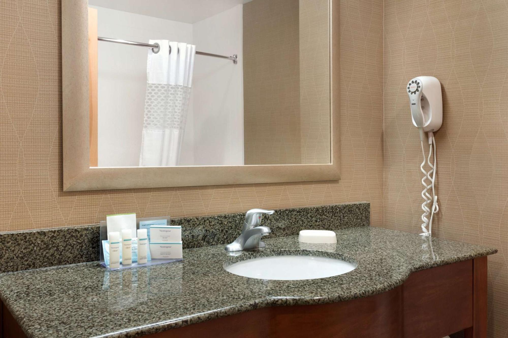 Hampton Inn & Suites Birmingham Airport Area Irondale Ngoại thất bức ảnh