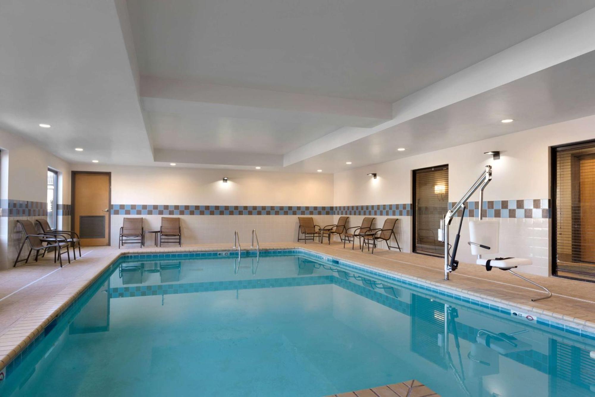 Hampton Inn & Suites Birmingham Airport Area Irondale Ngoại thất bức ảnh