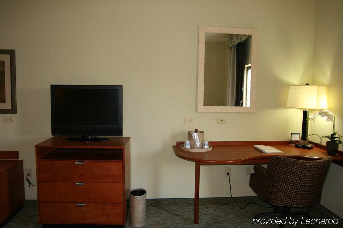 Hampton Inn & Suites Birmingham Airport Area Irondale Phòng bức ảnh