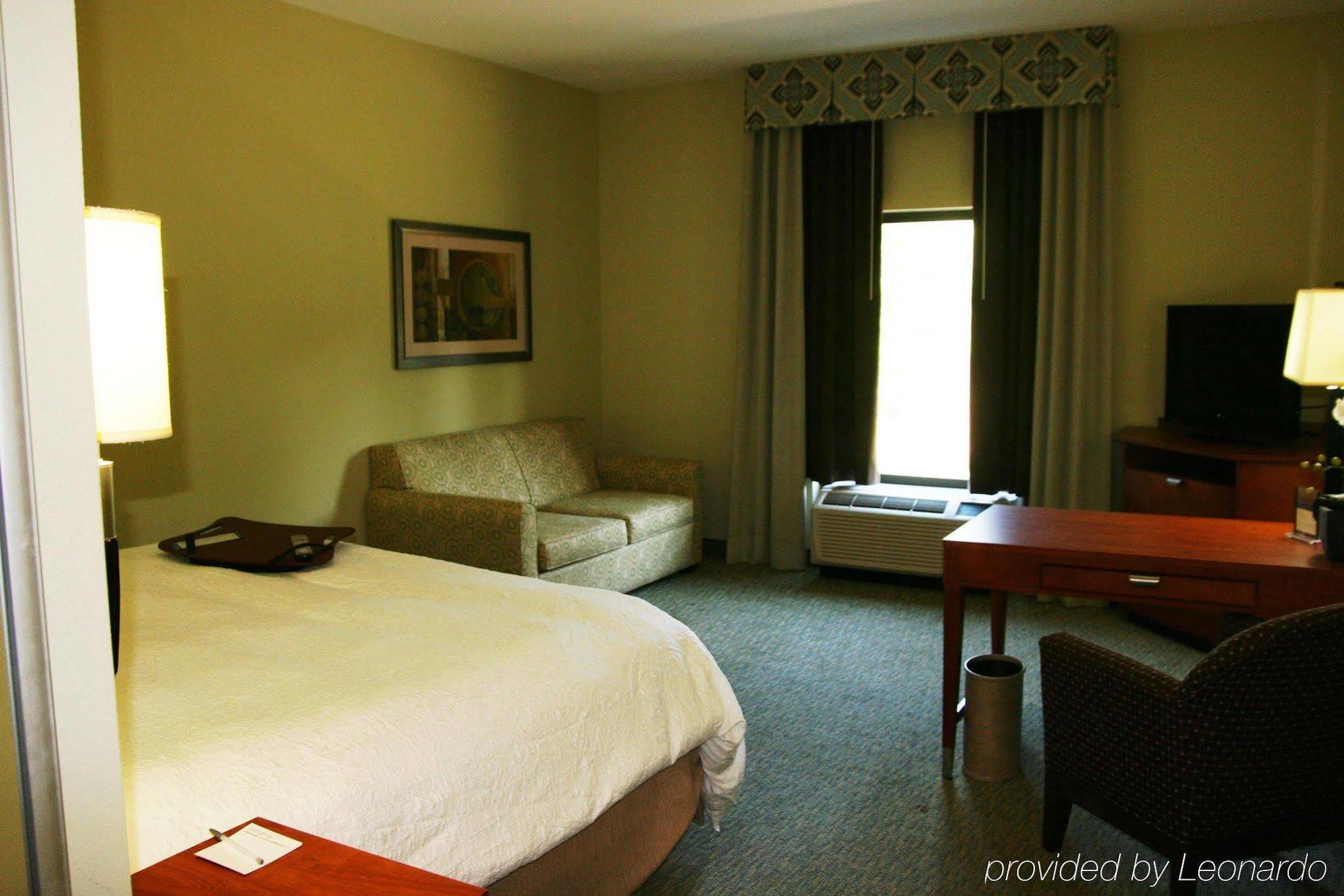 Hampton Inn & Suites Birmingham Airport Area Irondale Phòng bức ảnh