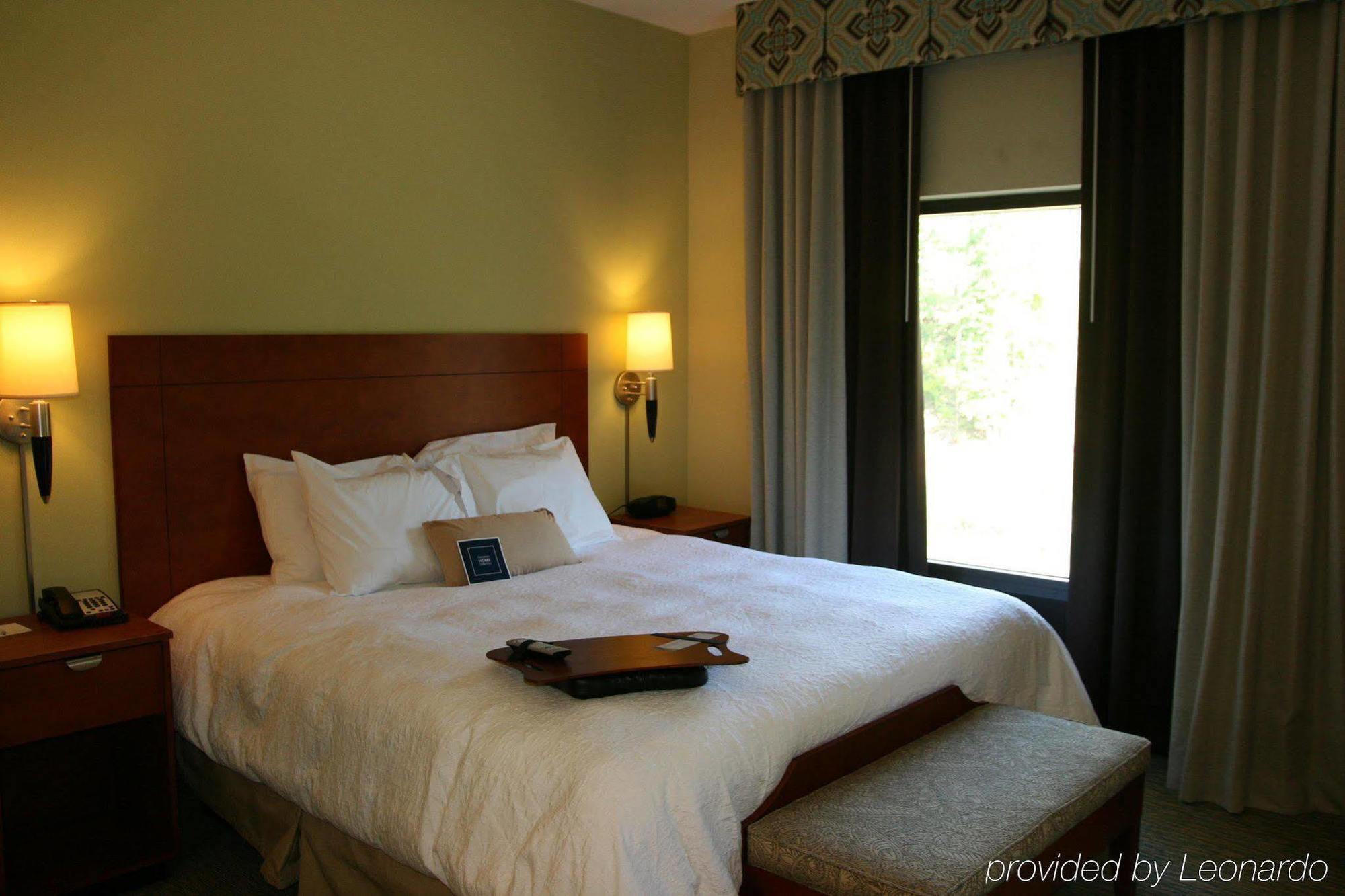 Hampton Inn & Suites Birmingham Airport Area Irondale Phòng bức ảnh