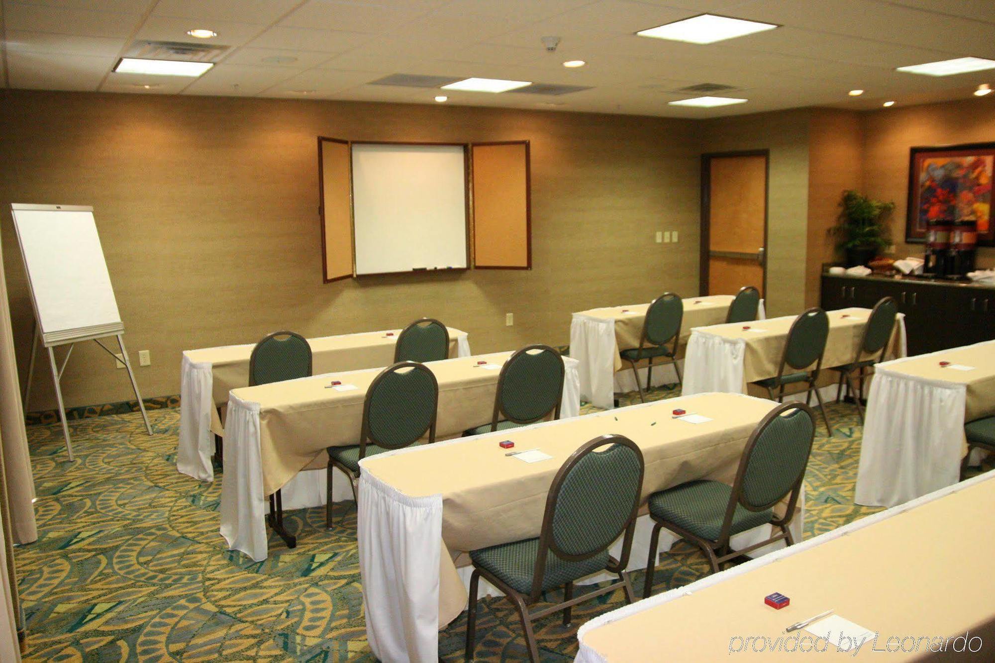 Hampton Inn & Suites Birmingham Airport Area Irondale Tiện nghi bức ảnh